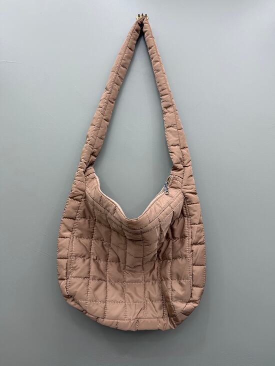 None and/or Unknown Handbags - Quilted Puffer Hobo Bag Taupe Brown Oversized Shoulder Tote Slouchy Y2K